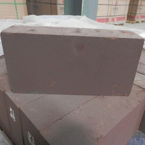 平炉耐火材料的改进及使用情况