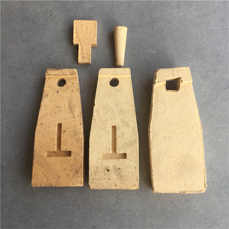 粘土质耐火砖制品的性质