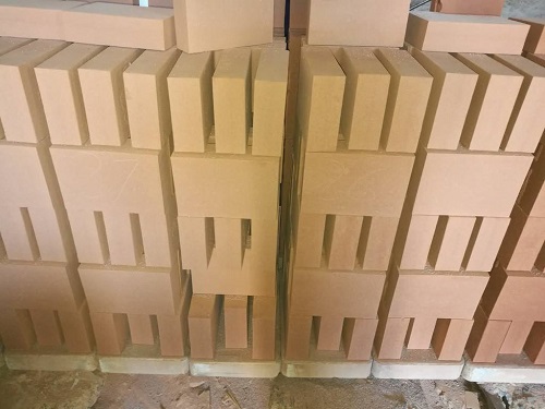 闪速炉精矿喷嘴用耐火材料性能要求