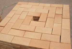 管式加热炉炉衬结构及其所用耐火材料的性能