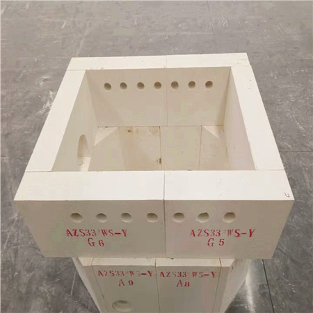 玻璃窑炉应该怎么选择合适耐火砖？