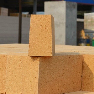 熔渣渗透性对耐火保温材料熔解蚀损的不良影响与抑制方法